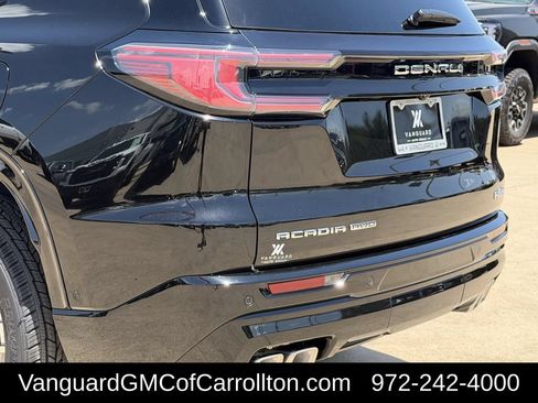 New 2026 GMC Acadia Denali Ultimate w/ LPO, Floor Liner Package AWD/4WD image 6