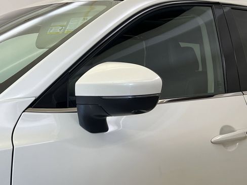 Used 2023 Nissan Pathfinder Platinum image 29