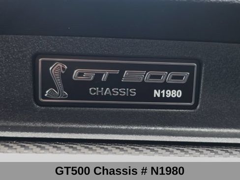 Used 2022 Ford Mustang Shelby GT500 w/ Carbon Fiber Track Pack RWD image 8
