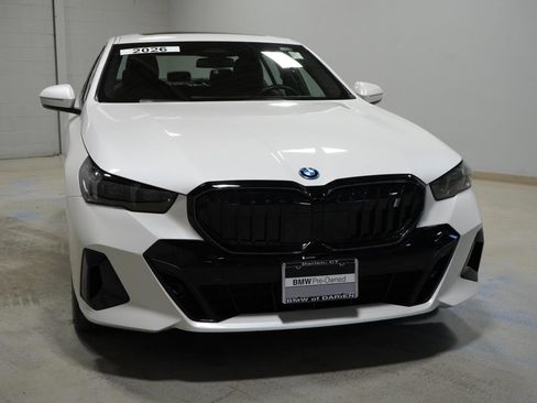 Used 2026 BMW i5 eDrive40 w/ M Sport Package AWD/4WD image 16