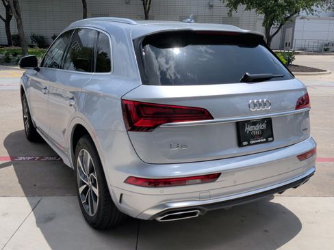 Certified 2023 Audi Q5 2.0T Premium w/ Convenience Package AWD/4WD image 8