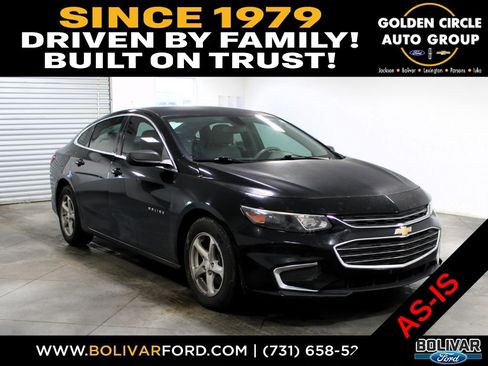 Used 2017 Chevrolet Malibu LS image 1