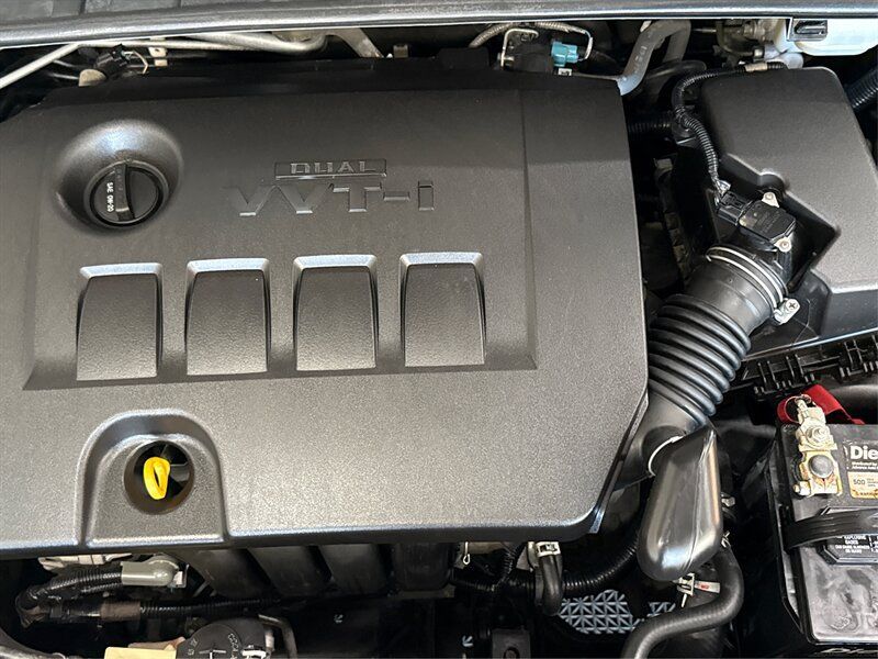 Used 2019 Toyota Corolla LE FWD image 11