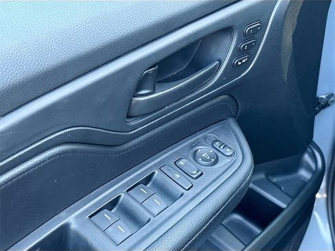 Used 2024 Honda Odyssey Sport image 17