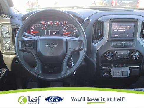 Used 2021 Chevrolet Silverado 1500 Custom Trail Boss image 34