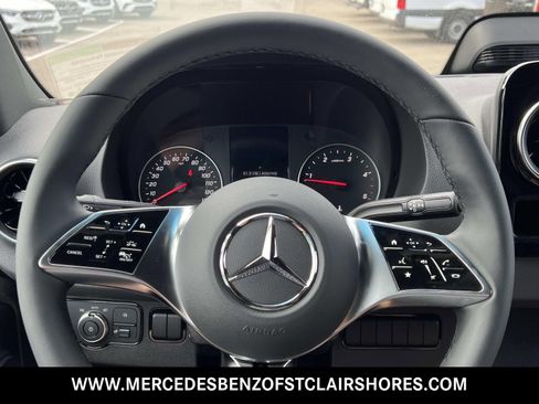New 2025 Mercedes-Benz Sprinter 2500 image 26