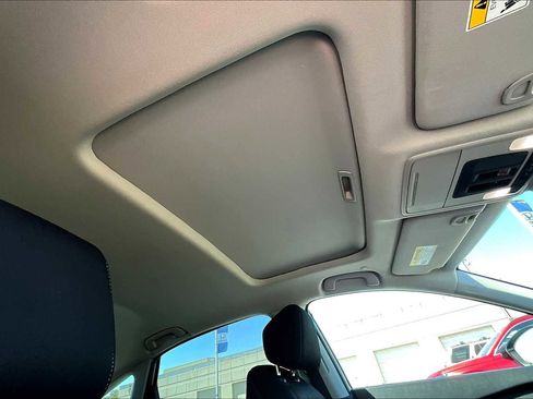 Used 2023 Honda Accord EX image 13