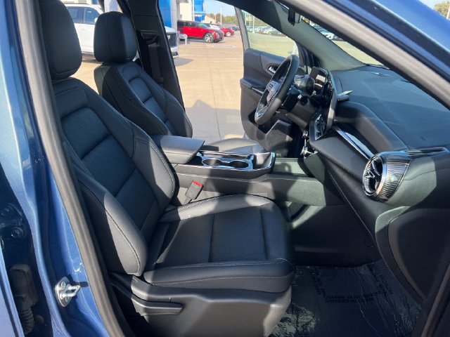 Used 2025 Chevrolet Equinox LT w/ Safety and Technology Package FWD image 15