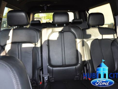 Used 2024 Jeep Wagoneer L Series II image 22