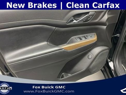Used 2019 GMC Acadia SLE FWD image 8