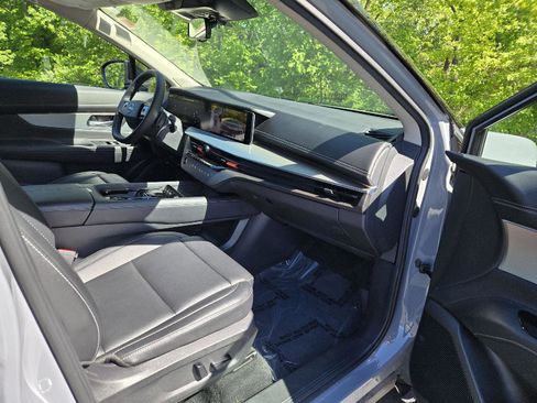 Used 2025 Nissan Murano SL w/ Cargo Package AWD/4WD image 24