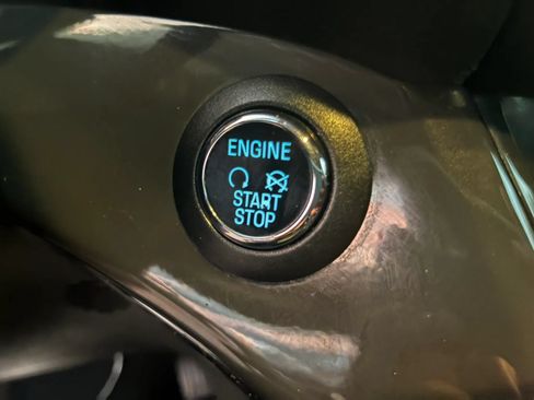Used 2015 Ford Escape Titanium FWD image 10