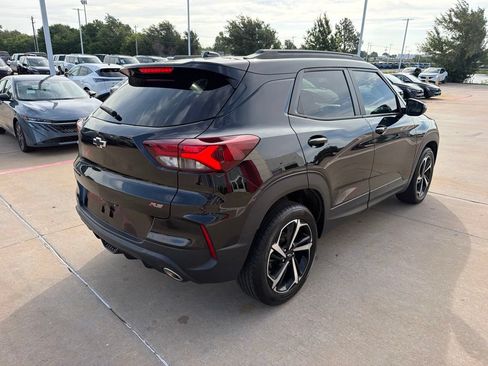 Used 2022 Chevrolet TrailBlazer RS FWD image 5