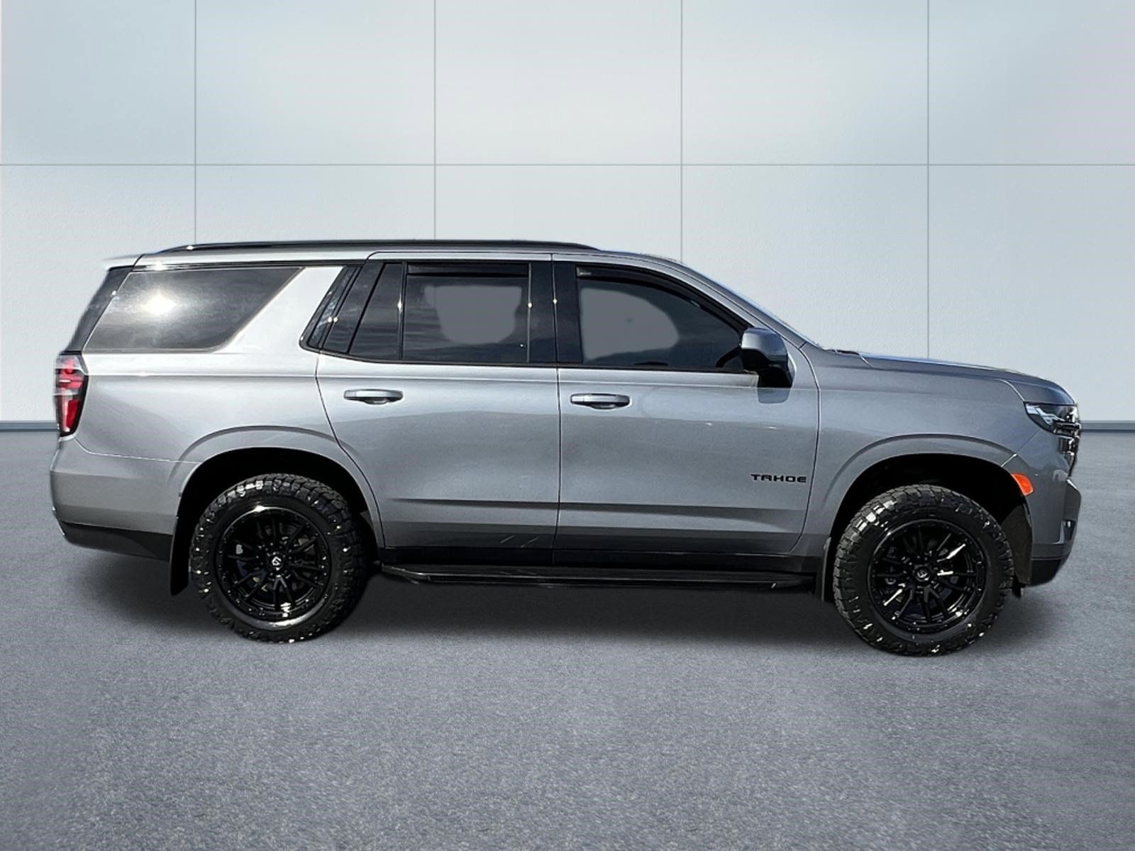 Used 2022 Chevrolet Tahoe RST AWD/4WD image 7