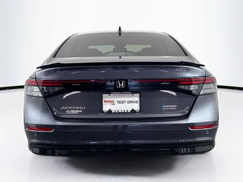 Used 2025 Honda Accord Touring image 12