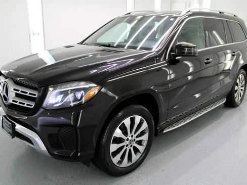 Used 2018 Mercedes-Benz GLS 450 4MATIC w/ Premium Package image 5