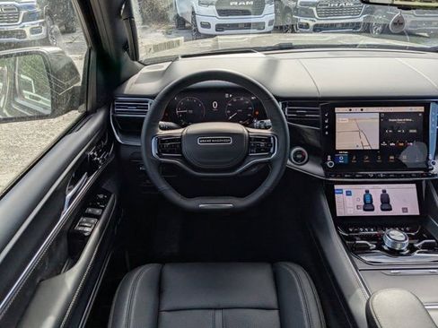 New 2026 Jeep Grand Wagoneer Summit w/ Premium Group III AWD/4WD image 18