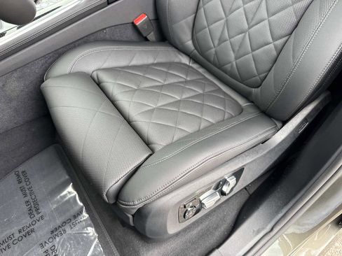 New 2026 BMW X7 xDrive40i w/ Executive Package image 20