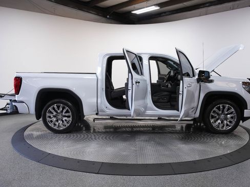 Used 2026 GMC Sierra 1500 Denali AWD/4WD image 13