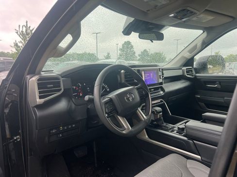 Used 2024 Toyota Tundra SR5 w/ SR5 Premium Package AWD/4WD image 20