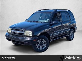 Used 2004 Chevrolet Tracker LT video 1