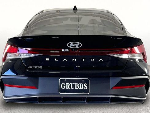 Used 2026 Hyundai Elantra Sport FWD image 6