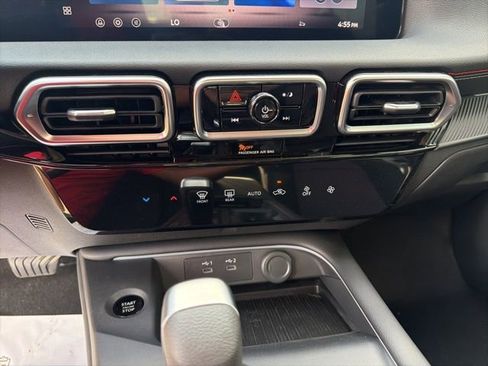 New 2026 Nissan Sentra SR image 16