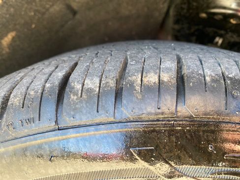 Used 2017 Chevrolet Cruze LT w/ Convenience Package image 26