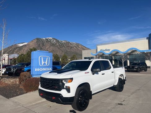 Used 2024 Chevrolet Silverado 1500 Custom Trail Boss image 9