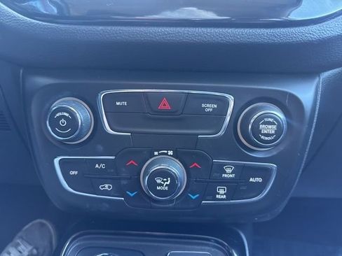 Used 2021 Jeep Compass Latitude AWD/4WD image 15