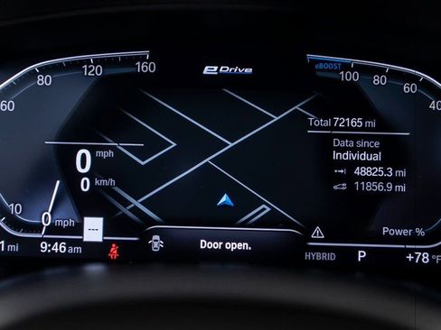 Used 2022 BMW 530e w/ Premium Package image 23