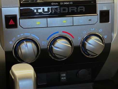 Used 2018 Toyota Tundra SR5 w/ TRD Off Road Package image 10