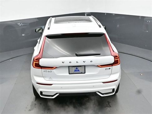 New 2026 Volvo XC60 B5 Core w/ Climate Package image 47