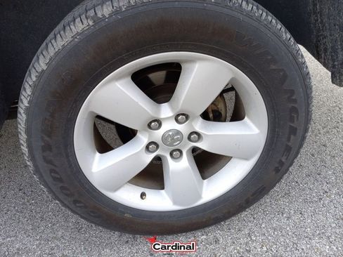 Used 2024 RAM 1500 Classic SLT image 13