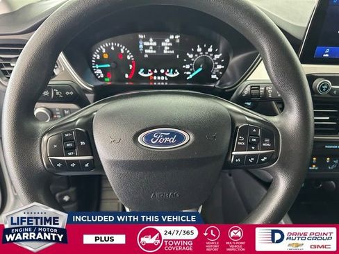 Used 2021 Ford Escape SE image 16