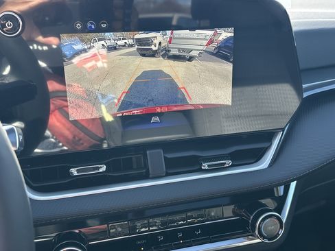 New 2026 Chevrolet Equinox LT w/ LPO, Floor Liner Package image 30