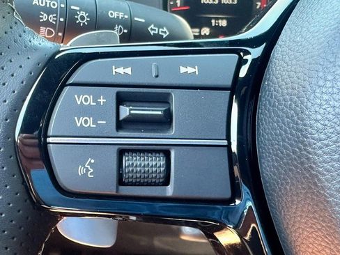 Used 2025 Acura ADX A-Spec AWD/4WD image 19