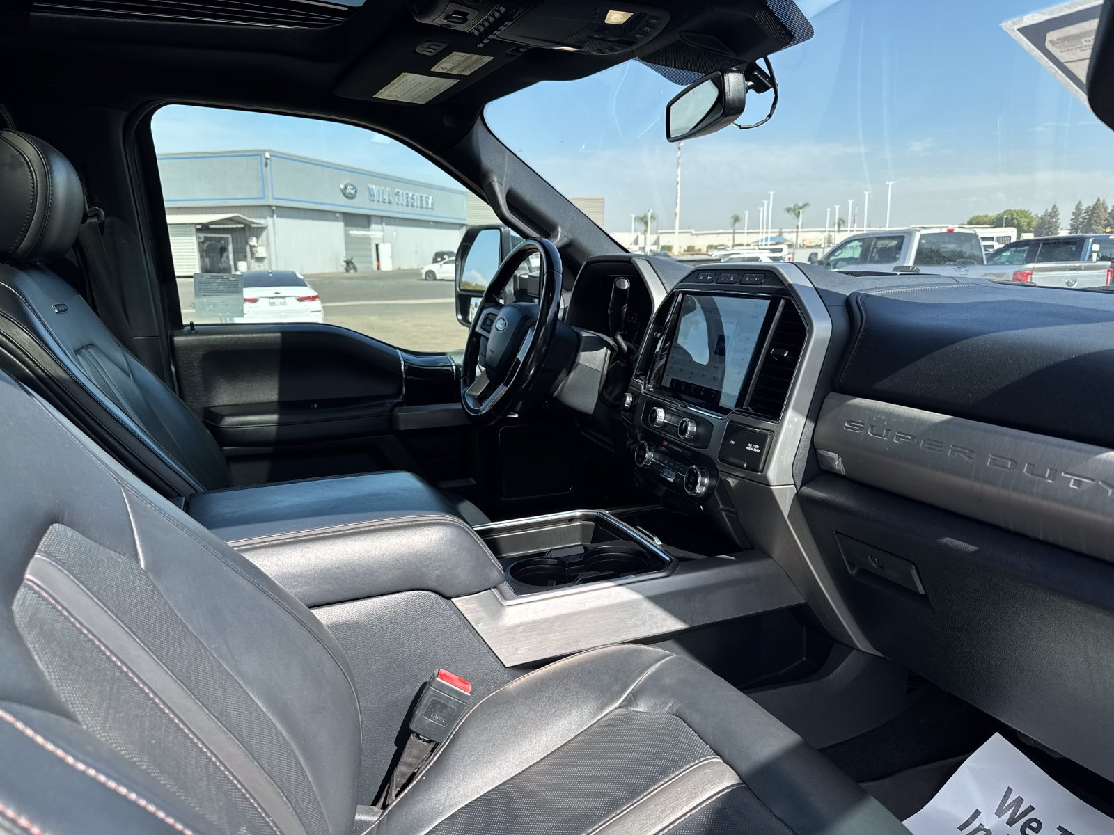 Used 2022 Ford F250 Platinum w/ Tremor Off-Road Package AWD/4WD image 20