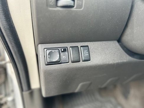 Used 2014 Nissan Xterra PRO-4X w/ Pro-4x Leather Package AWD/4WD image 13