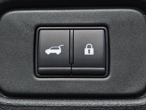 New 2025 Nissan Pathfinder SV w/ Cargo Package image 10