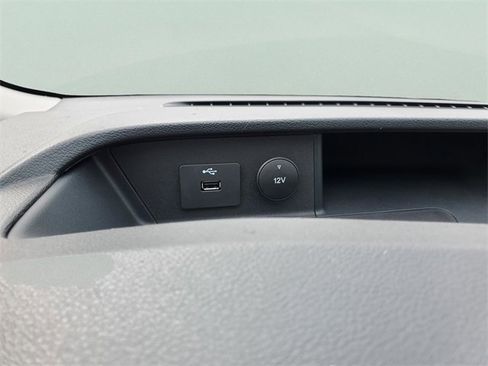 New 2025 Ford Transit 250 148 Medium Roof image 27