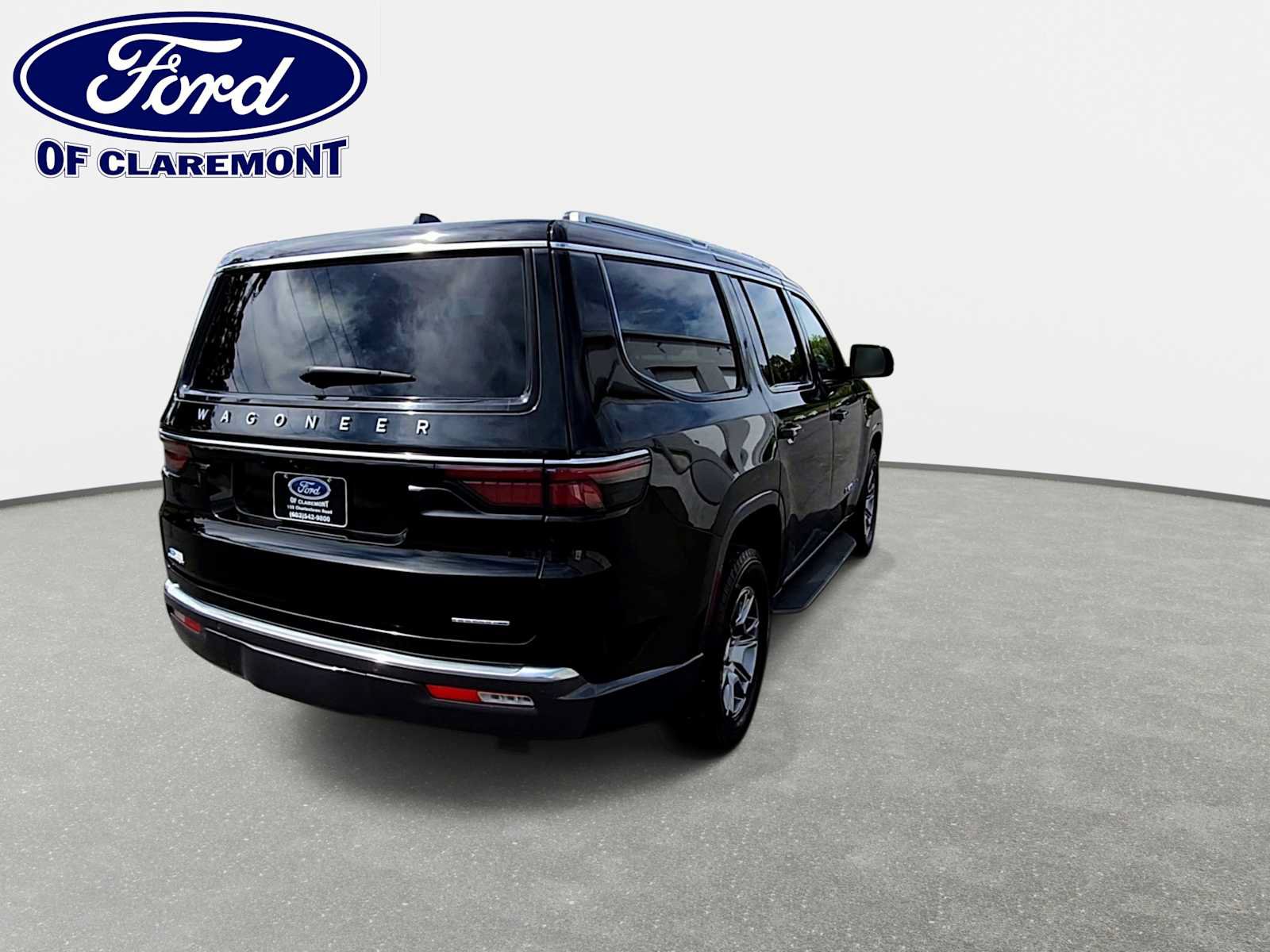Used 2022 Jeep Wagoneer Series I AWD/4WD image 7