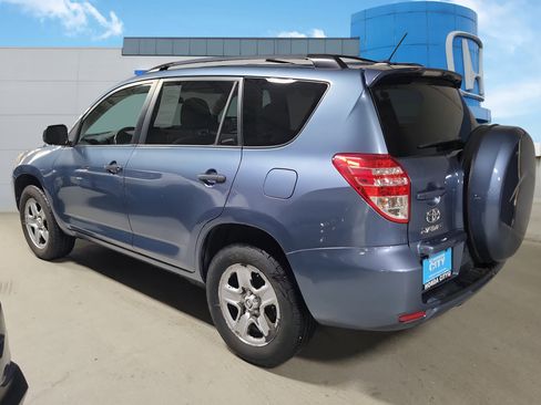 Used 2011 Toyota RAV4 4WD image 5