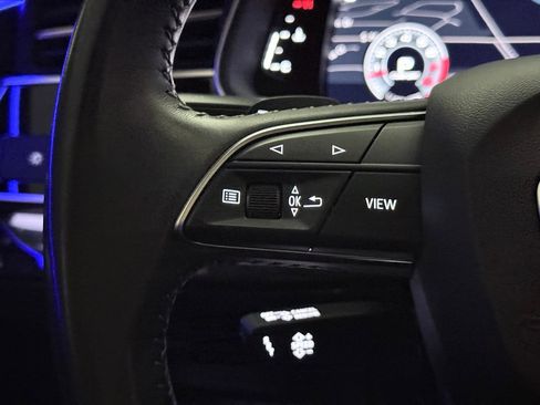 Used 2019 Audi Q8 Premium Plus image 40