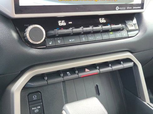Used 2024 Toyota Tundra Limited image 27