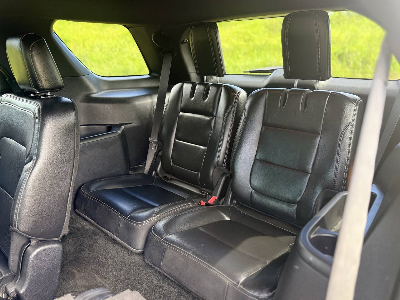 Used 2016 Ford Explorer Limited w/ Equipment Group 301A FWD image 23
