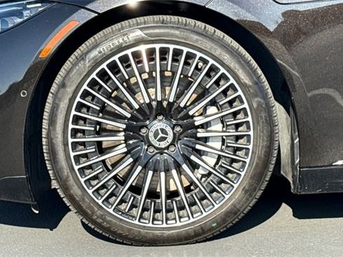 Used 2022 Mercedes-Benz EQS 450+ Sedan image 34