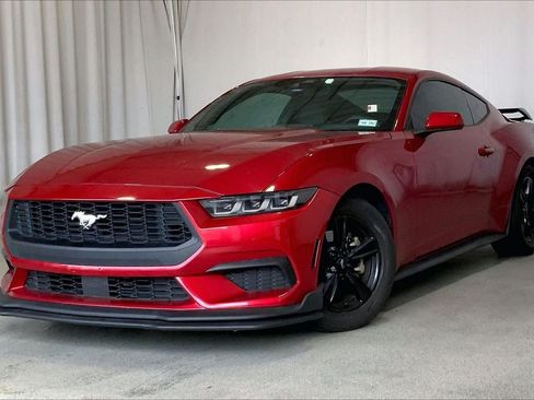 Used 2024 Ford Mustang Coupe RWD image 2