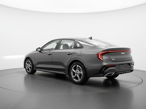 Used 2025 Kia K4 FWD image 6
