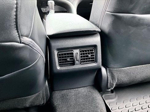 Used 2022 Toyota Camry XSE image 33